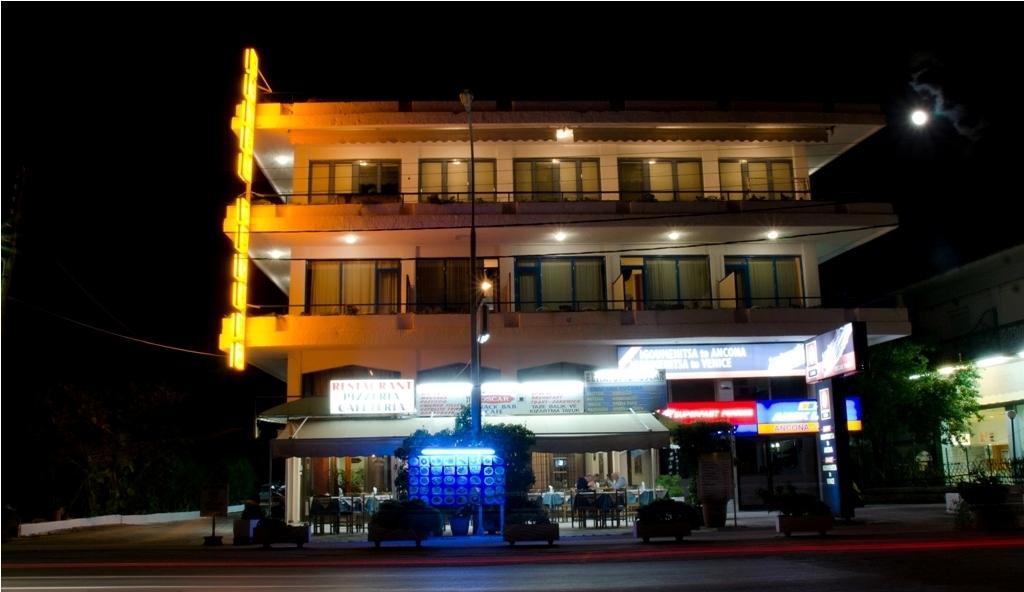 Hotel Oscar إيغومينيتسا المظهر الخارجي الصورة